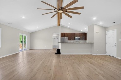 Beautiful 2023 Home on 12 Acres! Step inside this stunning - photo 17