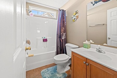 Welcome to 453 Barton Loop, a wonderful 3-bedroom 2-bath home - photo 18