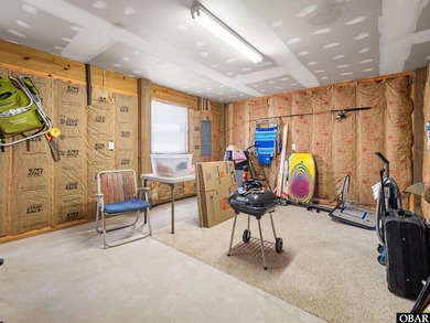 213 E Aycock St offers a well kept coastal retreat in the - photo 31