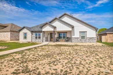 Built in 2021 and just moments from Lake Nasworthy, this - photo 3