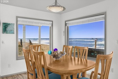 Oceanfront Contemporary in Salishan with Panoramic Views to die - photo 14