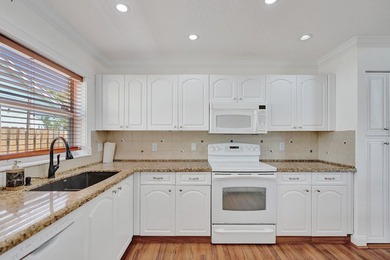 Move-in ready 3-bedroom, 2-bath home in the highly desirable - photo 6