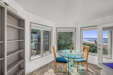 Oceanfront Contemporary in Salishan with Panoramic Views to die - photo 19