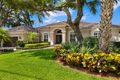 Impeccably maintained, this beautifully renovated home offers - photo 2