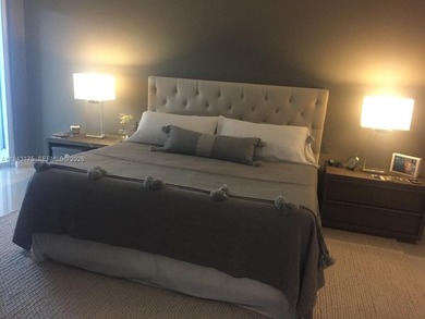 FLAWLESS 2 BDR + CONVERTED ENCLOSED DEN AS 3RD BDR / 3 FULL BTHS