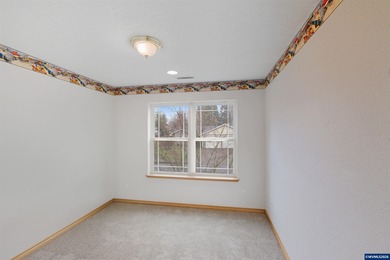 Newer roof, flooring, windows, furnace, heat pump, upper deck