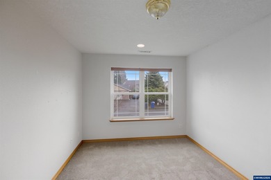 Newer roof, flooring, windows, furnace, heat pump, upper deck