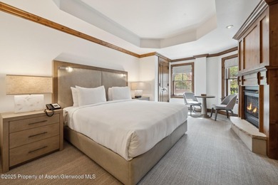 2024 renovations completed (including new decor, furniture - photo 12