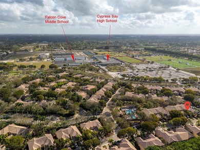 Seller motivated. Beautiful 3-bedroom, 2.5-bathroom two-story - photo 2