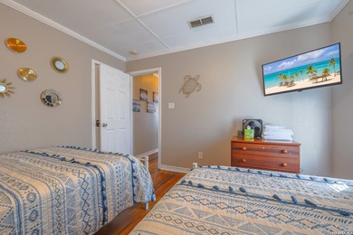 **FULLY FURNISHED** Welcome to this charming 2-bedroom 1 full - photo 22