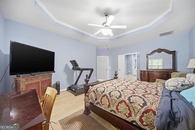 Welcome home to this beautifully maintained ranch-style townhome - photo 33