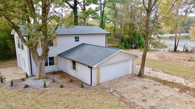 Lake Home For Sale in Olive Branch, Mississippi