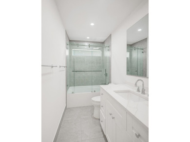 Welcome to 2401 NW 39th St! Situated in the highly sought-after - photo 43