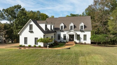 Lake Home For Sale in Tuscaloosa, Alabama