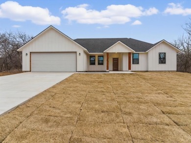 Lake Home For Sale in Runaway Bay, Texas