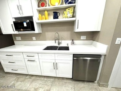 This fully remodeled Sun City Doll House is available for rent! - photo 6