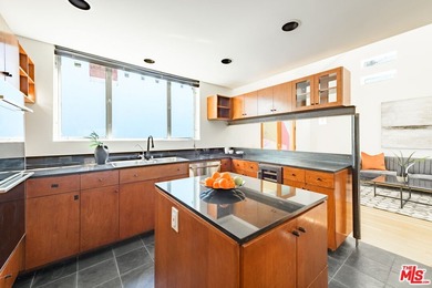 THE TOHL SKY HOUSE | A Jeff Tohl Architectural, South of the - photo 11