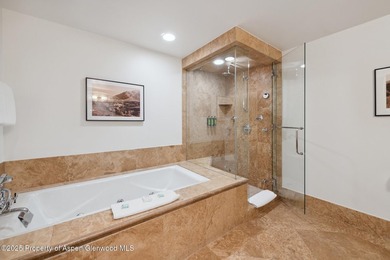 2024 renovations completed (including new decor, furniture - photo 17