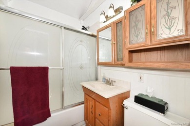 Welcome To 11 Glenda Drive In West Babylon! This Charming - photo 21