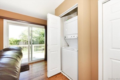 Welcome To 11 Glenda Drive In West Babylon! This Charming - photo 22