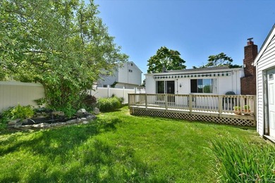 Welcome To 11 Glenda Drive In West Babylon! This Charming - photo 27