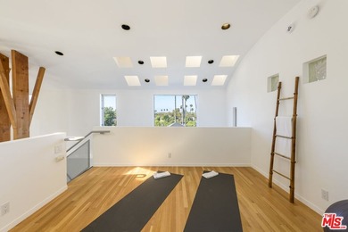 THE TOHL SKY HOUSE | A Jeff Tohl Architectural, South of the - photo 29