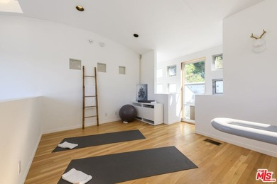 THE TOHL SKY HOUSE | A Jeff Tohl Architectural, South of the - photo 30