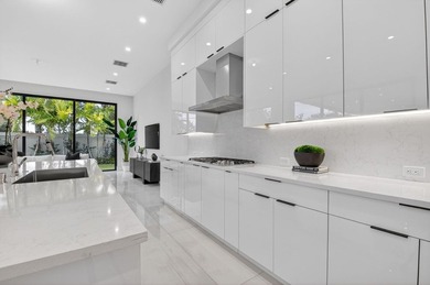 A rare opportunity to own a brand-new luxury 5 bedroom 5 1/2 - photo 31