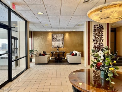 The Meridian, located on the south shore of Lake Erie, offers - photo 41