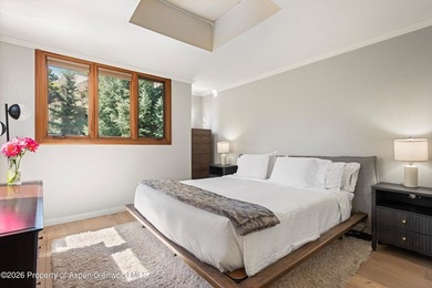 This bright, beautifully furnished 2-bed, 2.5-bath corner-lot - photo 14