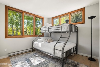 This bright, beautifully furnished 2-bed, 2.5-bath corner-lot - photo 16