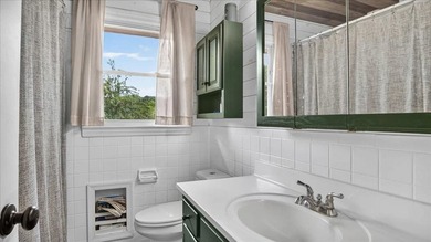 Discover the perfect blend of privacy, investment potential, and - photo 17