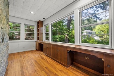 Classic Colonial Charm in a Picturesque warmth of Village Life! - photo 10