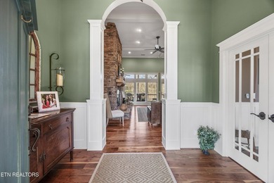 Welcome to exceptional lakefront living on Norris Lake. This - photo 9