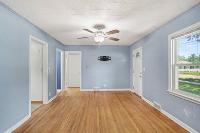 Welcome to this spacious 4-bedroom home, perfectly situated on a - photo 4