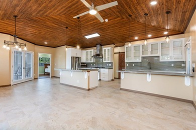 Discover a truly exceptional 1-acre 2020 build estate in Hilo - photo 8