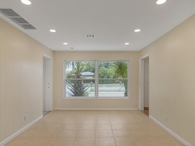 Beautifully renovated 3BR/2BA home on a landscaped corner lot - photo 12