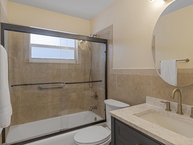 Beautifully renovated 3BR/2BA home on a landscaped corner lot - photo 20