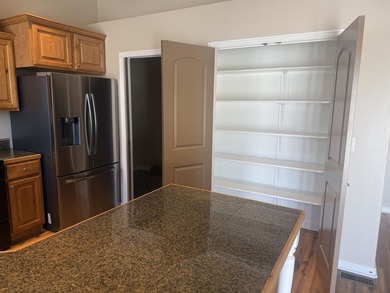 This fantastic one-level home boasts 3 bedrooms and 2 bathrooms - photo 22