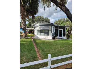 Lake Home For Sale in Fruitland Park, Florida