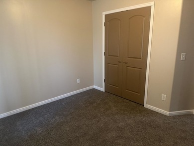 This fantastic one-level home boasts 3 bedrooms and 2 bathrooms - photo 33