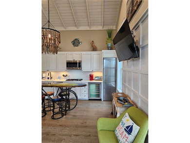 Nestled among 50 acres of protected dunes, Sunflower Luxury - photo 5
