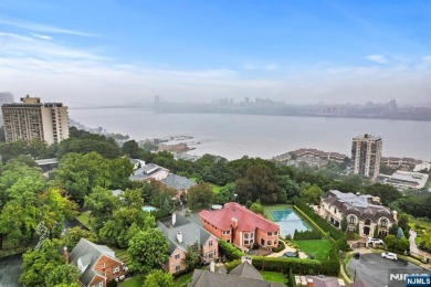 Hudson River Home For Sale in Fort Lee New Jersey