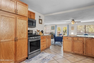 NEW PRICE!!! At $84/square foot; this is a DEAL OF A LIFETIME! - photo 13