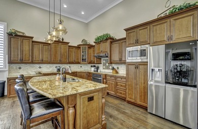 Newly renovated home offers 4 bedrooms, 5 bathrooms, PLUS office - photo 27