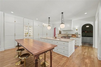Discover a once-in-a-lifetime opportunity to own 142 - photo 9