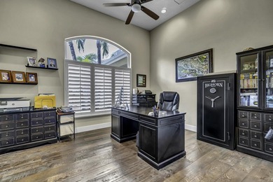Newly renovated home offers 4 bedrooms, 5 bathrooms, PLUS office - photo 35