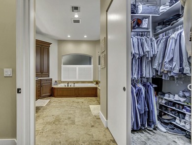 Newly renovated home offers 4 bedrooms, 5 bathrooms, PLUS office - photo 43