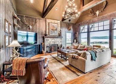 Rare luxury lakefront estate in a gated community with some of - photo 7