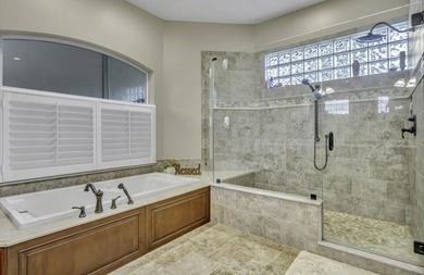 Newly renovated home offers 4 bedrooms, 5 bathrooms, PLUS office - photo 47